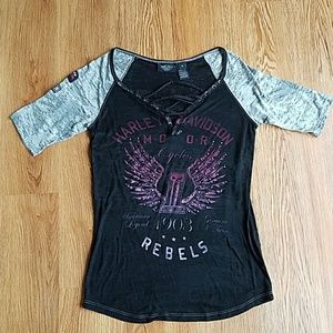 EUC Harley-Davidson Vneck tee small